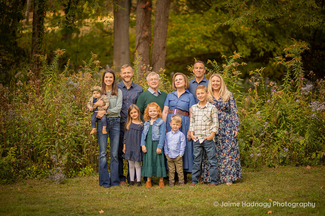 Extended Family Photos at Botanical Gardens in Asheville