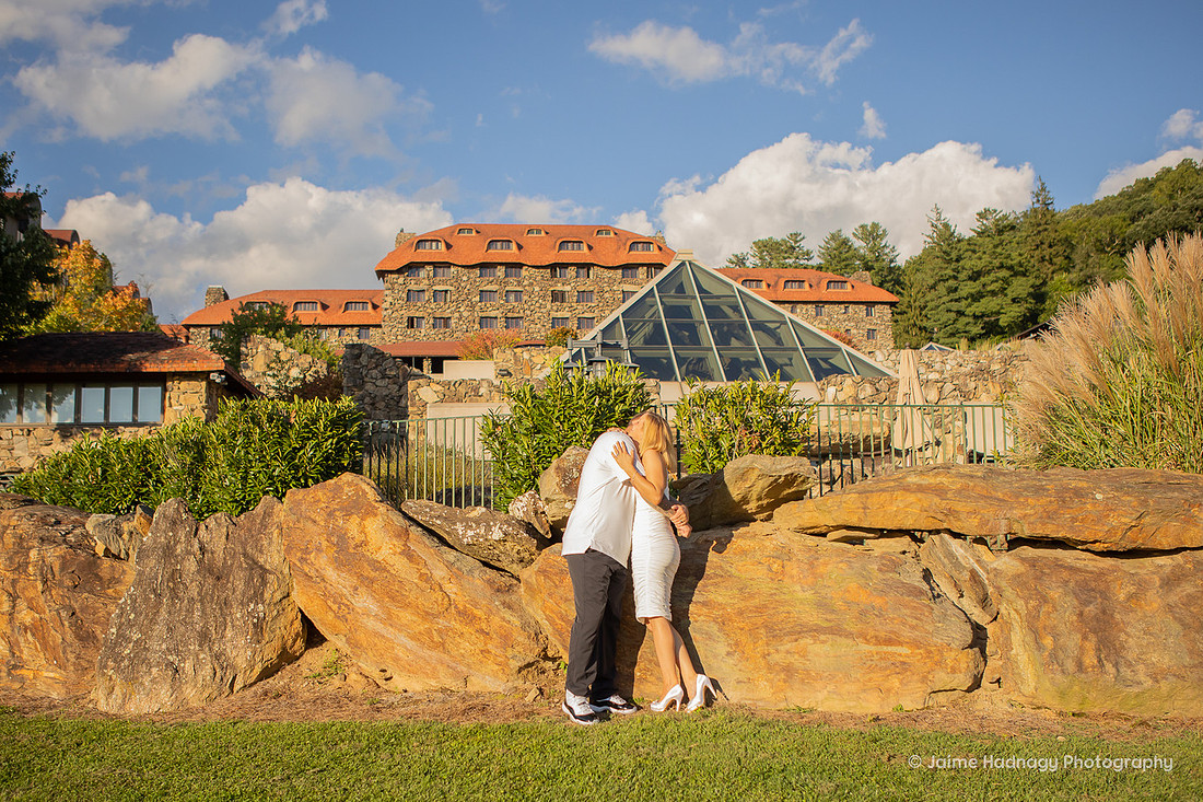 Grove Park Inn Couples Photo Session | Asheville Photographer