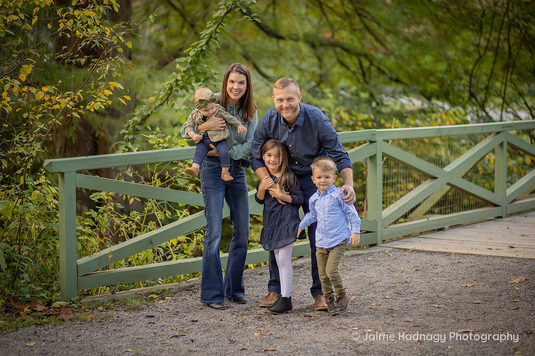 Extended Family Photos at Botanical Gardens in Asheville