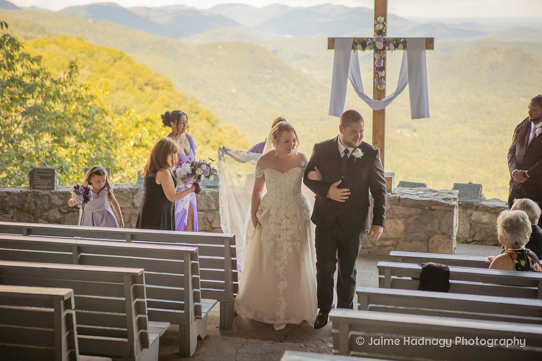 Micro Wedding at Pretty Place Fred Symmes Chapel in the mountains | Asheville Photographer