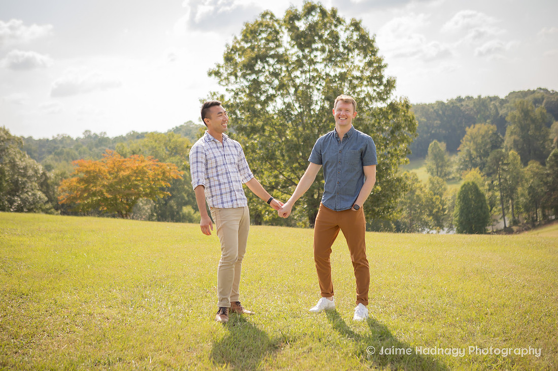 Outdoor Extended Family Portrait | Asheville Photographer