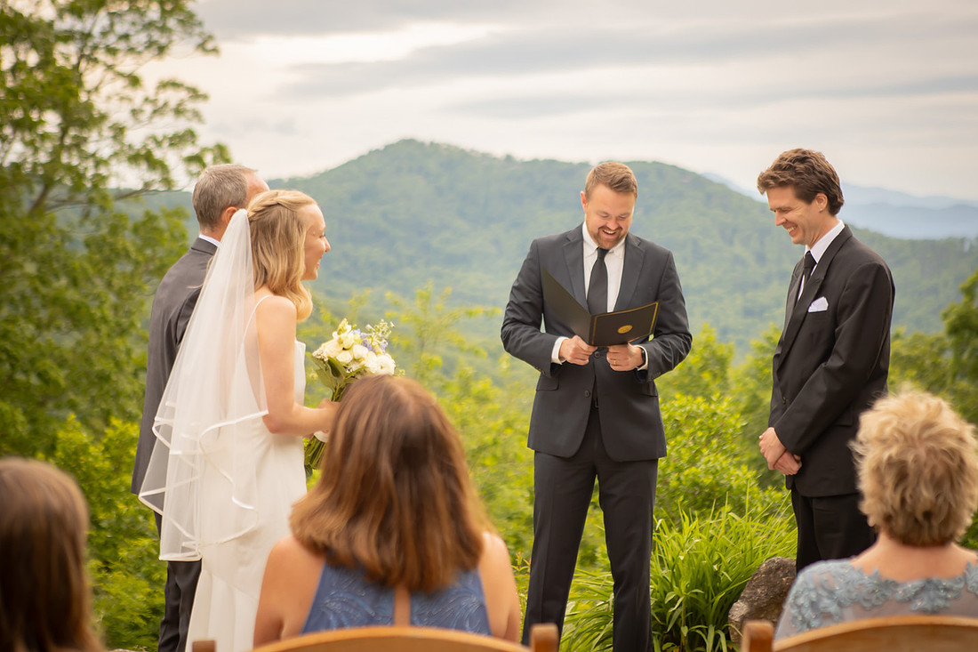 Micro Wedding at VRBO House in the Mountains | Asheville Elopement