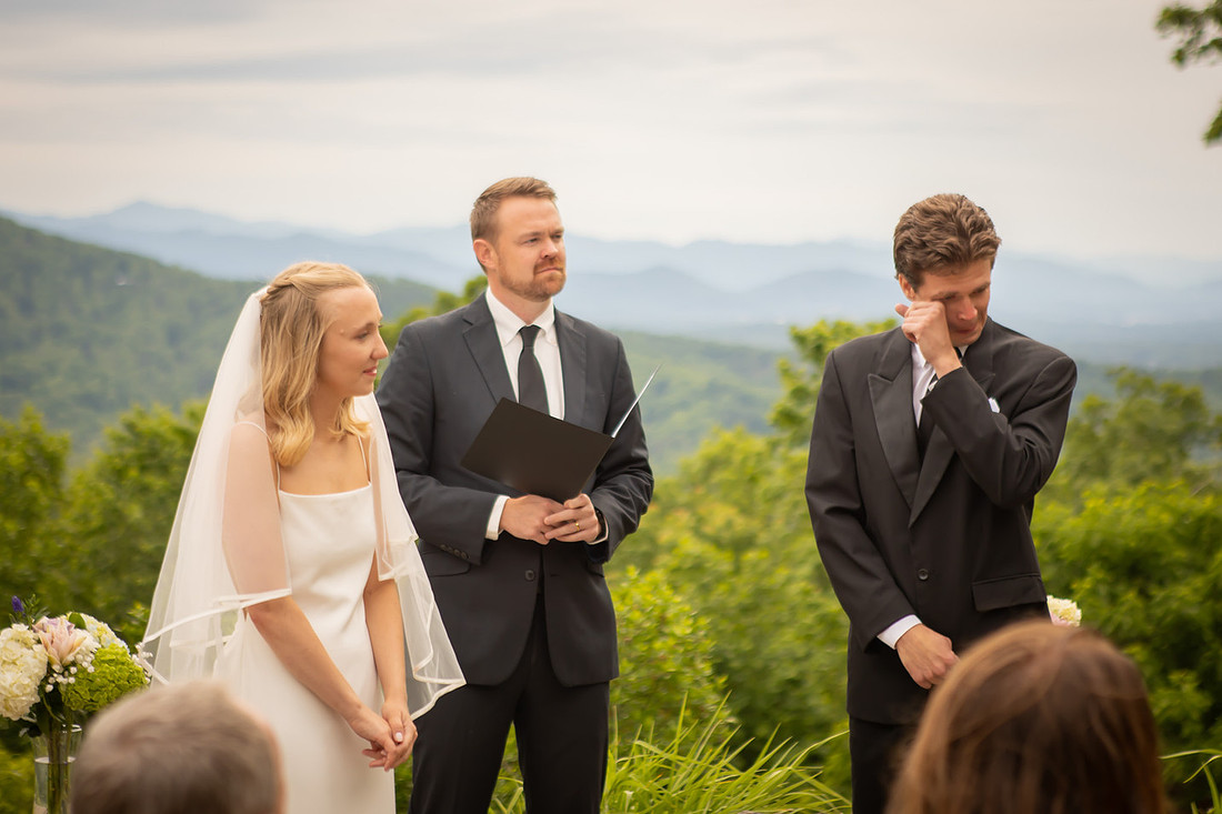 Micro Wedding at VRBO House in the Mountains | Asheville Elopement