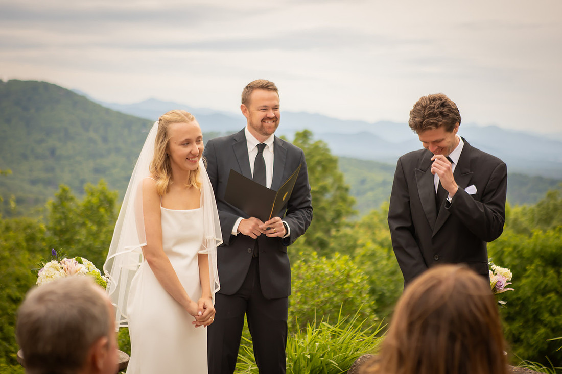 Micro Wedding at VRBO House in the Mountains | Asheville Elopement