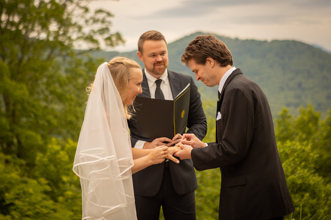 Elopement Photographer in Asheville
