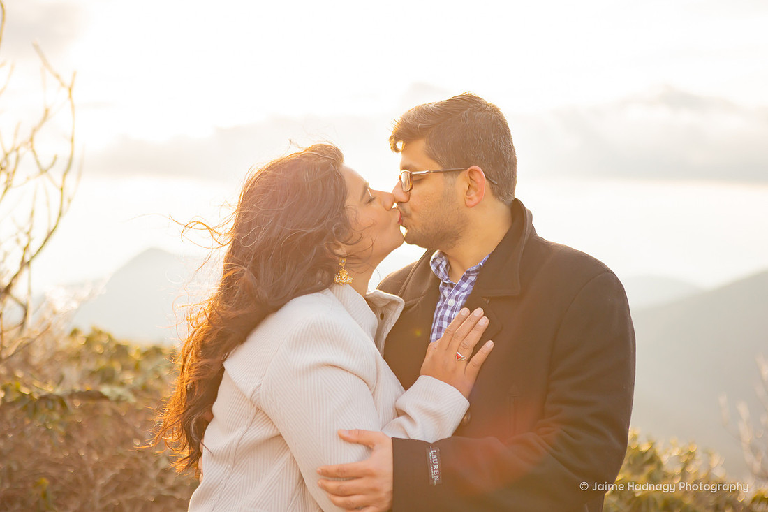 Blue Ridge Parkway Couples Photos Hiking | Asheville Photographer
