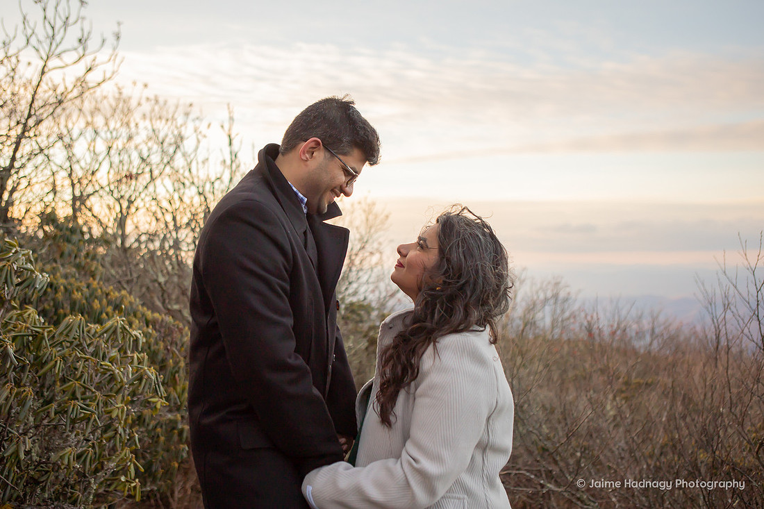 Engagement photos in NC mountains | Asheville Photographer