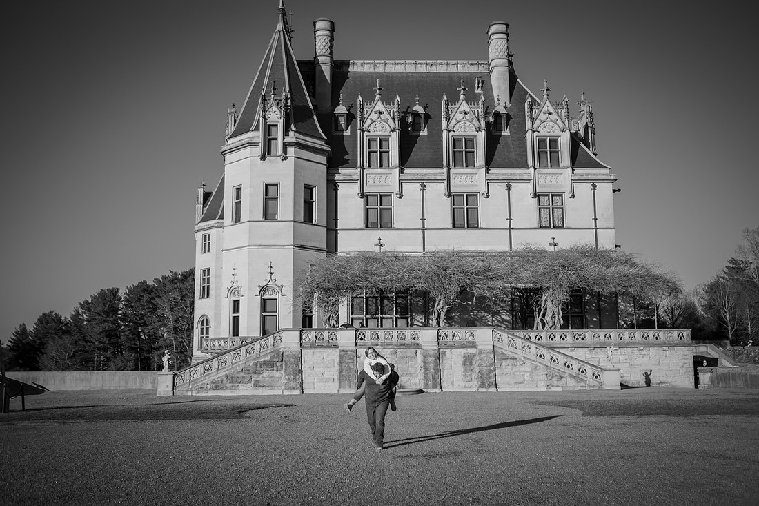 Engagement Photos at the Biltmore Estate