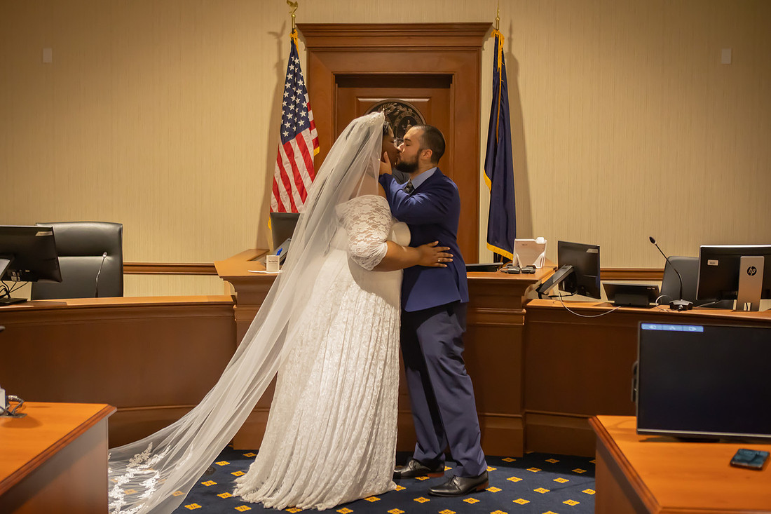 Elopement Photography at Spartanburg Courthouse