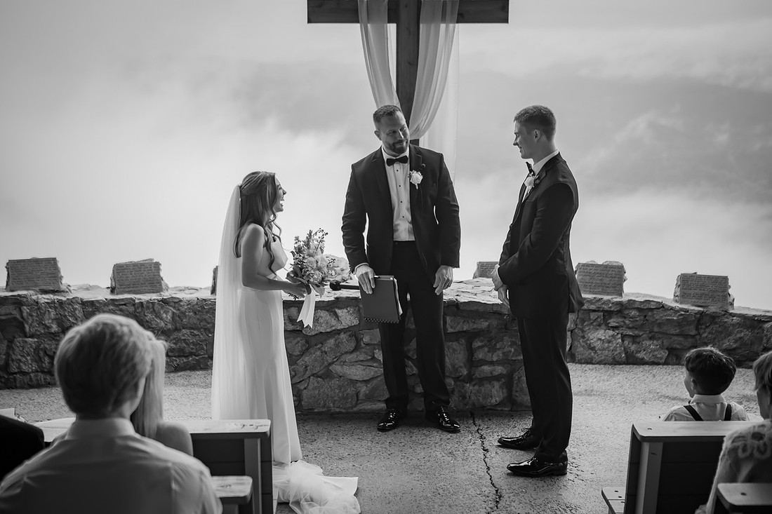 Beautiful Wedding At Pretty Place | Asheville Photographer