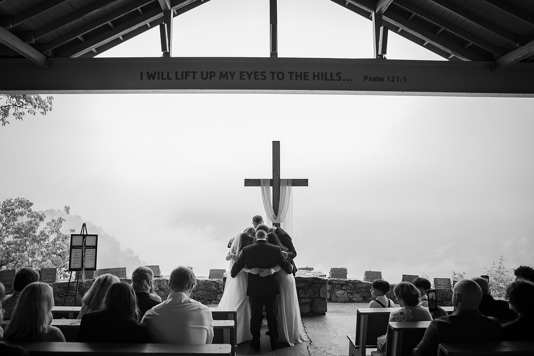 Beautiful Wedding At Pretty Place | Asheville Photographer