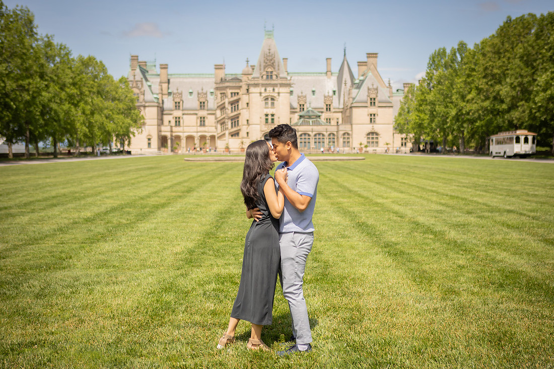 Engagement Photos at the Biltmore Estate in Asheville