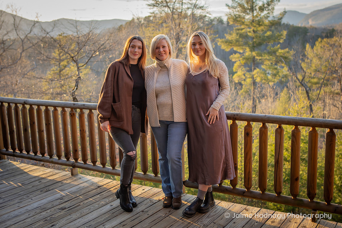 Christmas Family Photos | Asheville Photographer