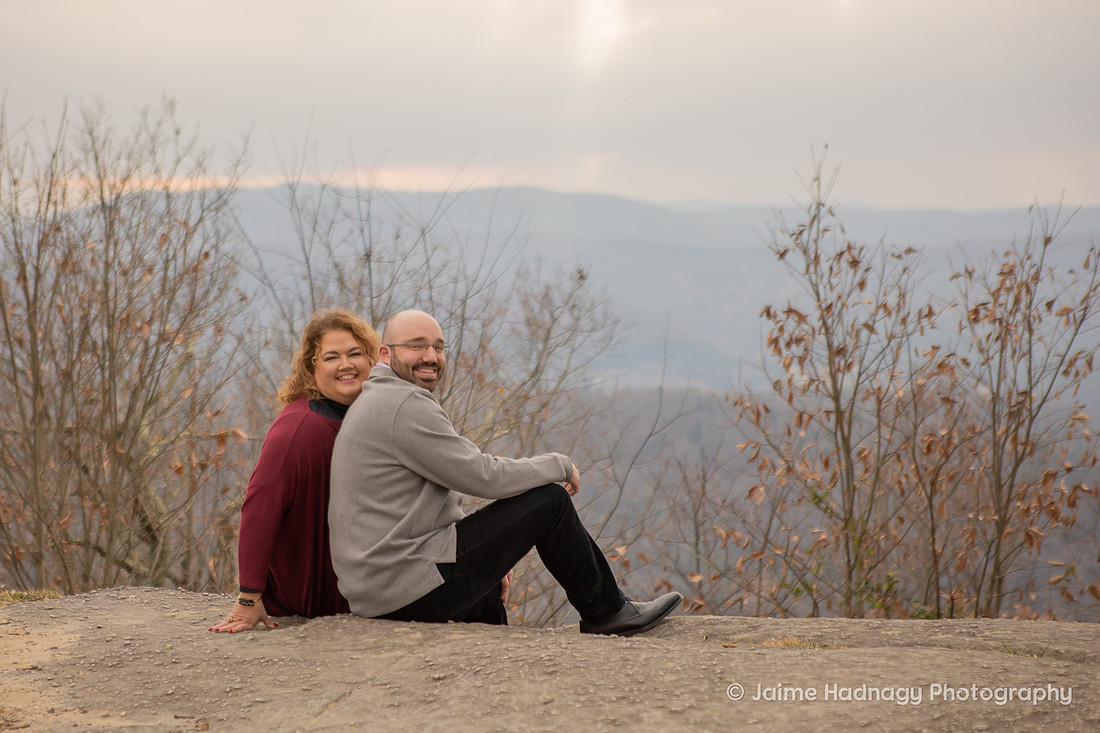 Couples Photos at Jump Off Rock