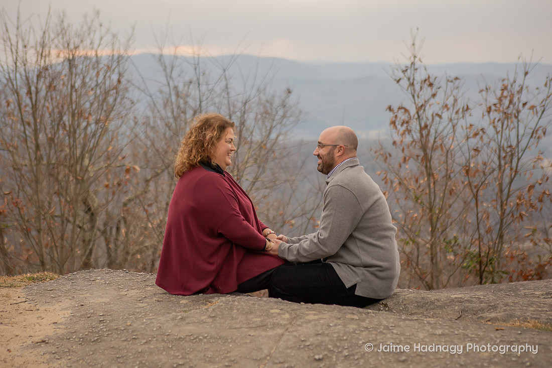 Couples Photos at Jump Off Rock