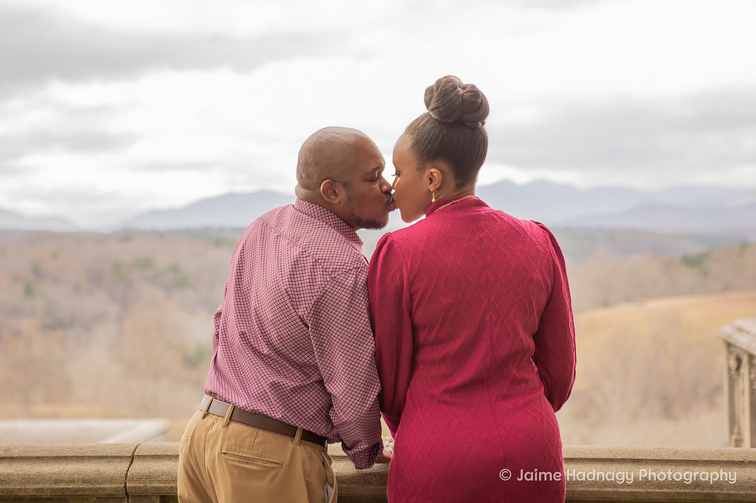 Biltmore Estate Engagement Photos