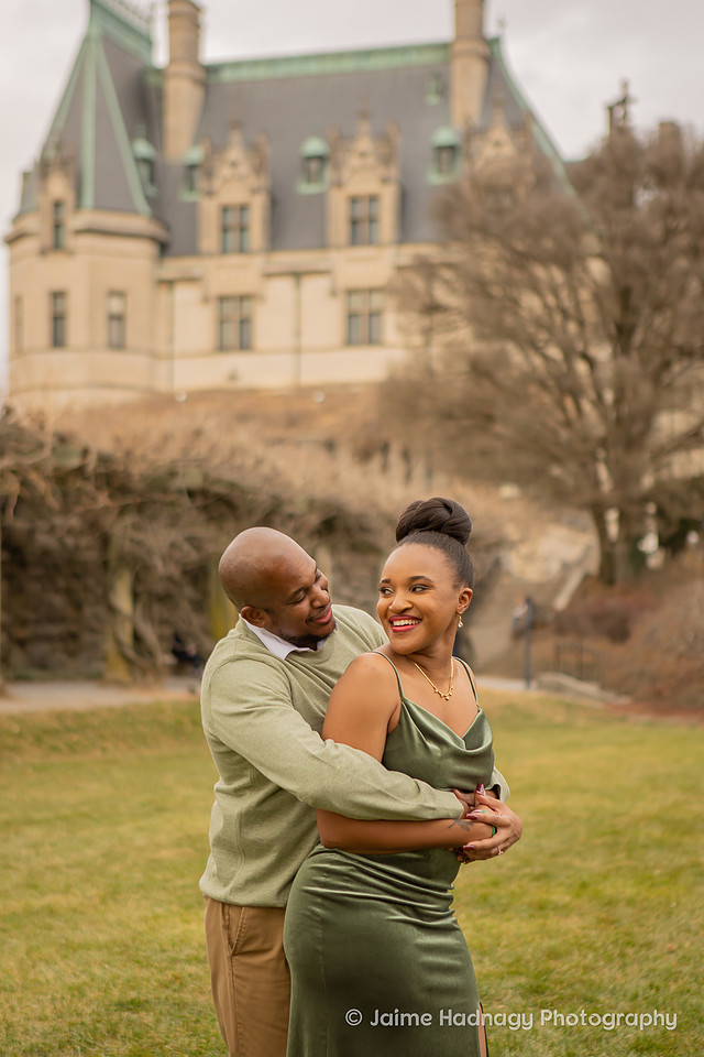 Winter Engagement Photos at The Biltmore Estate | Asheville Photographer