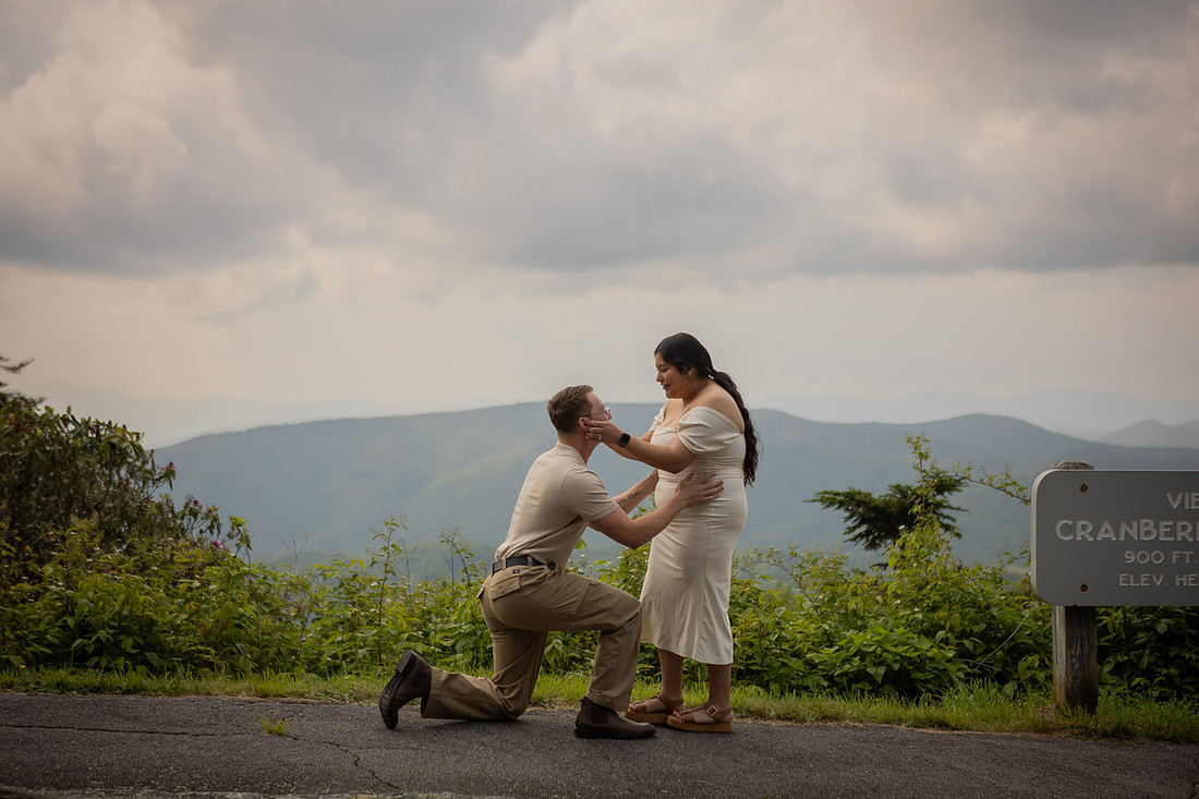 Mountain Proposal on the Blue Ridge Parkway in Maggie Valley in NC | WNC Engagement Photographer