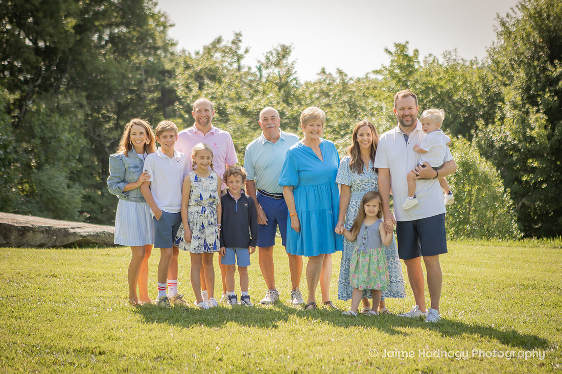 Outdoor Extended Family Portrait | Asheville Photographer