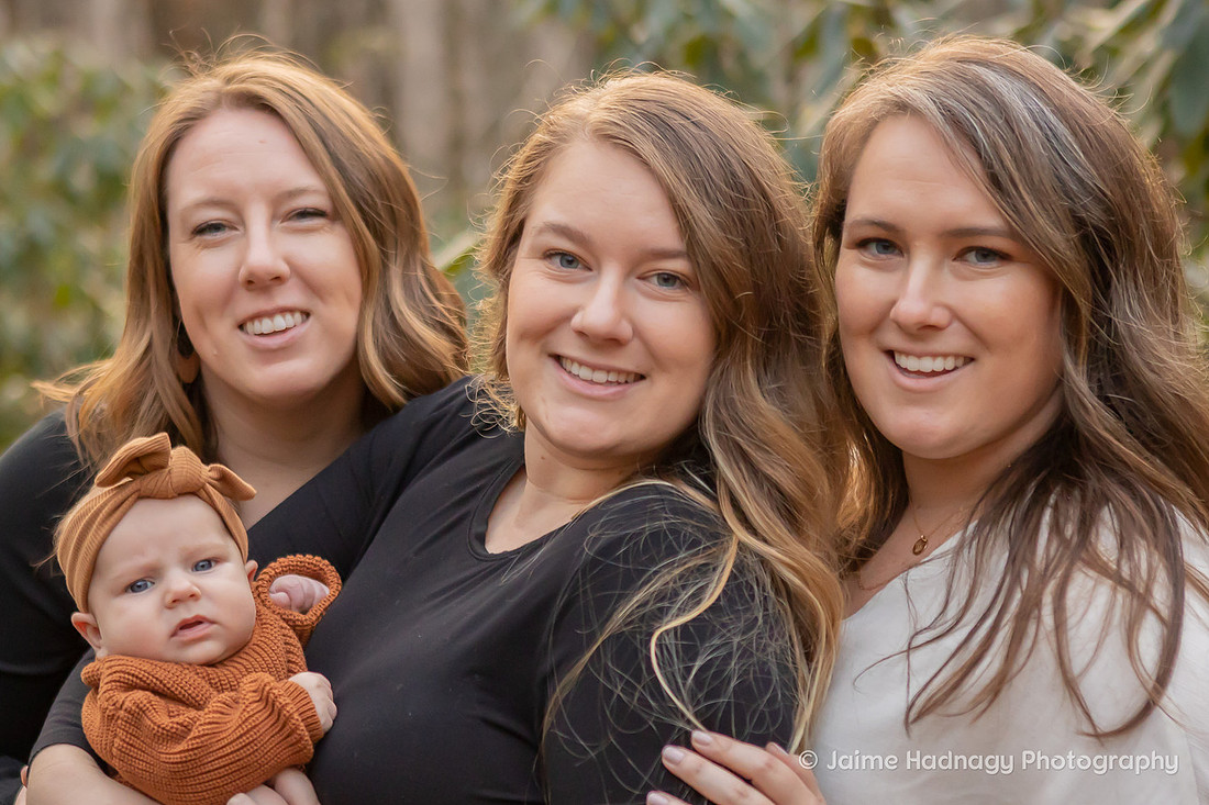Outdoor Family Reunion Photos with Baby | Asheville Photographer