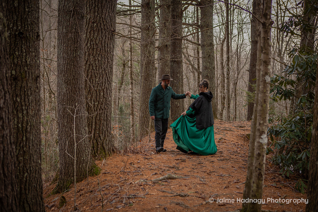 Couples Photos with Green Outfits in the Forest in Wintertime | Black Mountain Portrait Photogapher