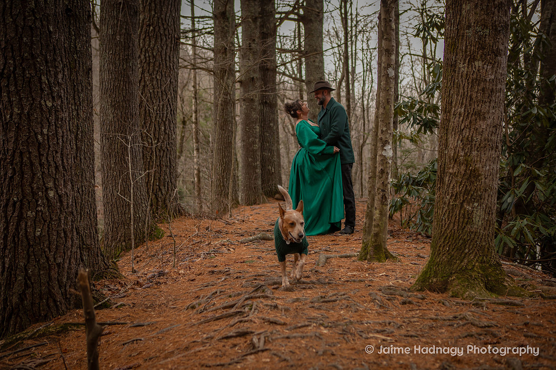 Couples Photos with Green Outfits in the Forest in Wintertime | Black Mountain Portrait Photogapher