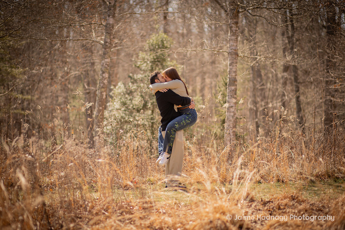 Beautiful Engagement Photos at the Arboretum in Asheville 