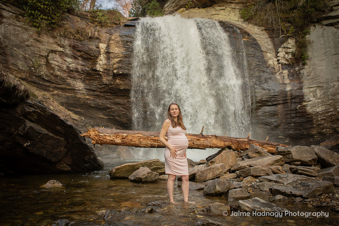 Nature Loving Couples Pregnancy Photos at Looking Glass Falls | Asheville Family Photographer