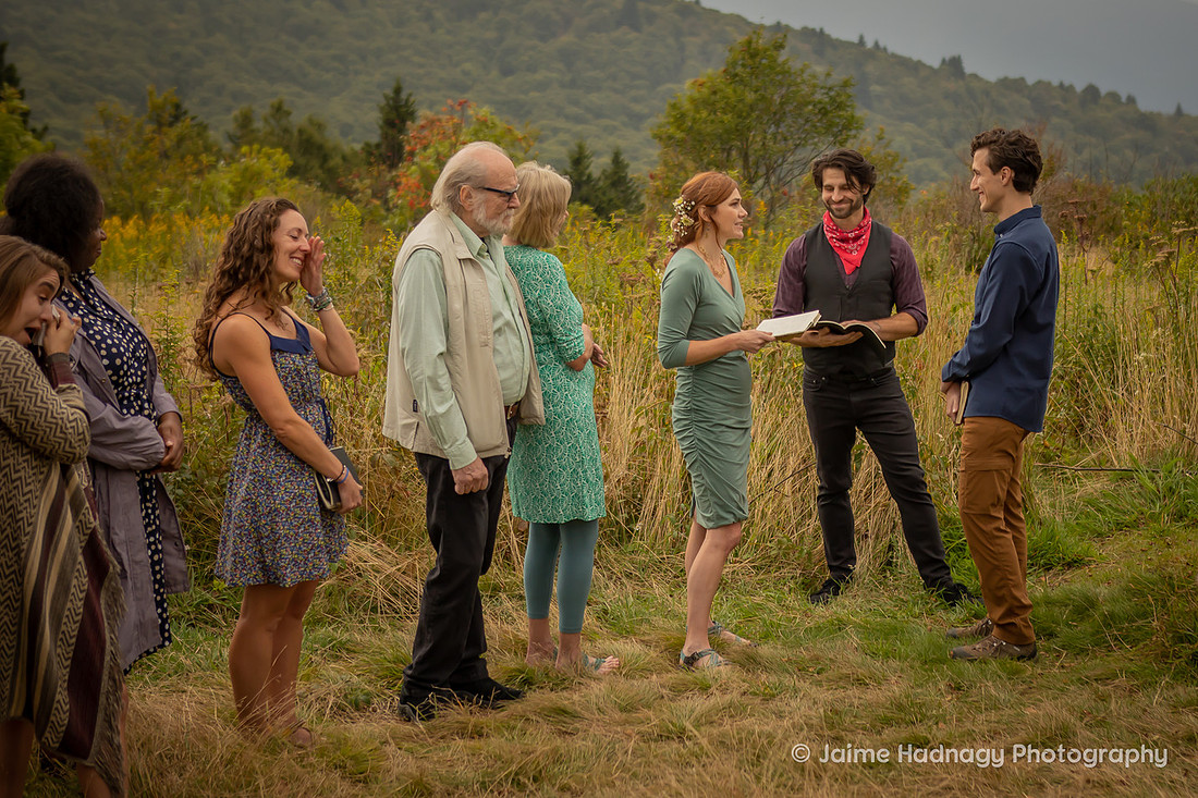 Micro Wedding in Nature | Mountain Adventure Elopement Photographer