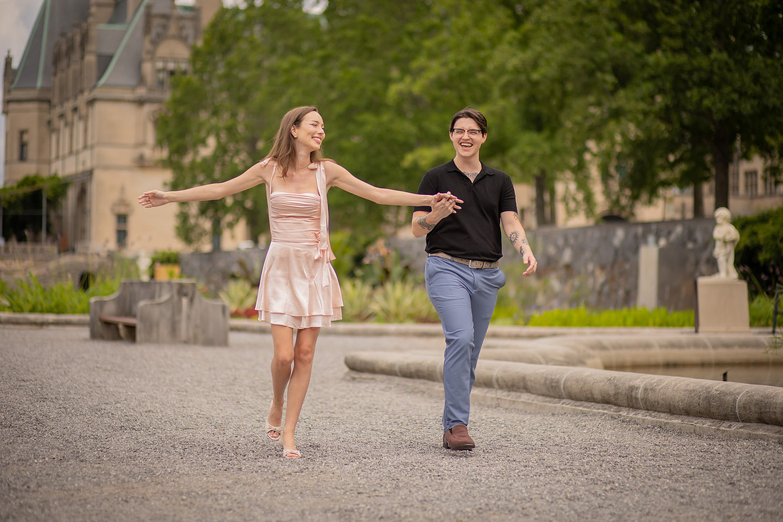 Beautiful Engagement Photography at the Biltmore