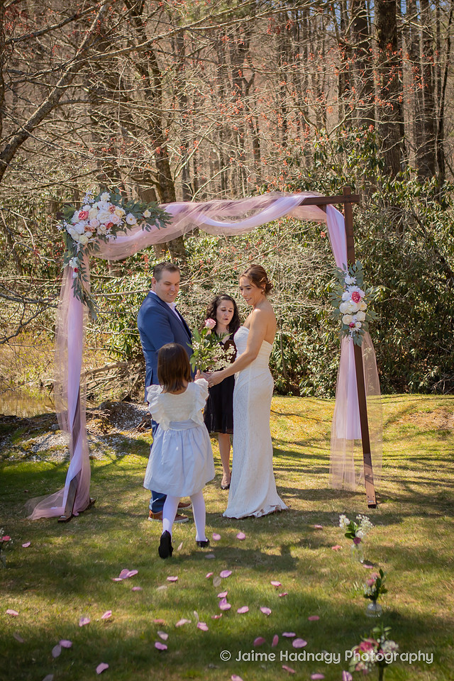 Outdoor Wedding Ceremony with Lasso | Asheville Elopement Photographer