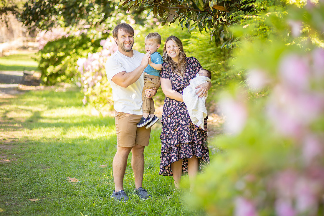Outdoor Newborn Photos