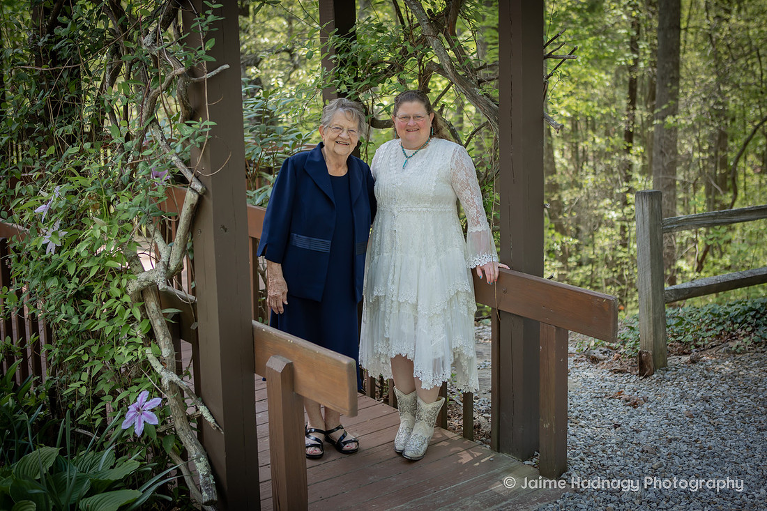 Outdoor Wedding Photos