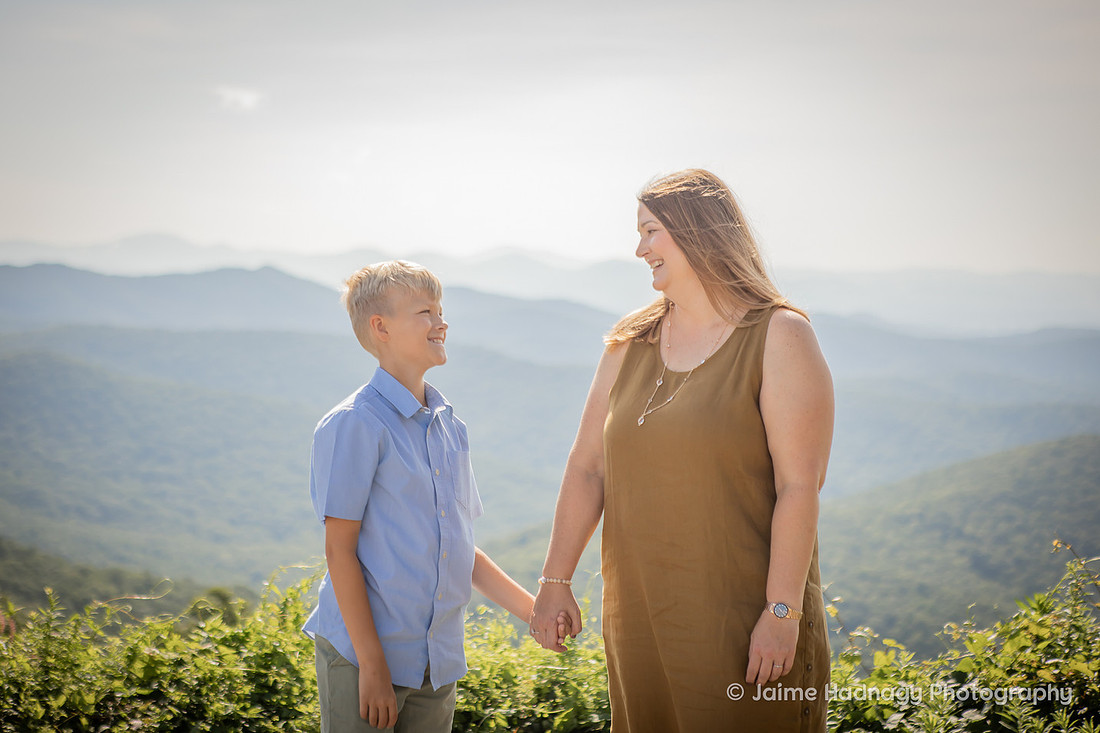 Asheville Family Photographer | Mountain Photoshoot