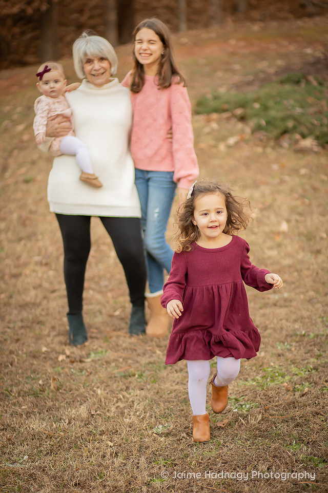Extended Family Photo Session With Grandparents and Grandkids | Asheville Photographer