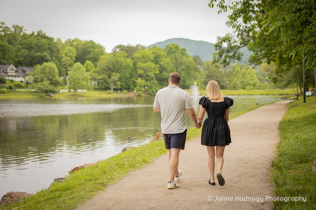 Engagement Photography at Lake Tomahawk In Black Mountain NC 
