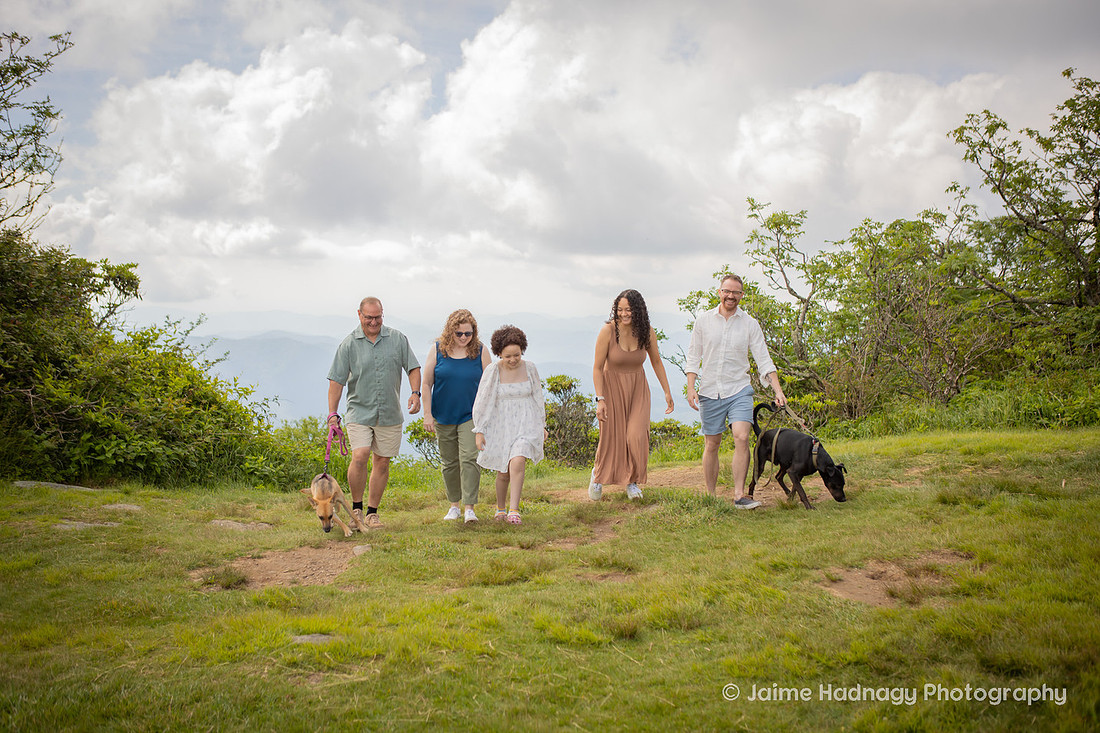 Family Portraits on a Hike in the Mountains of Western NC | Asheville Family Photographer