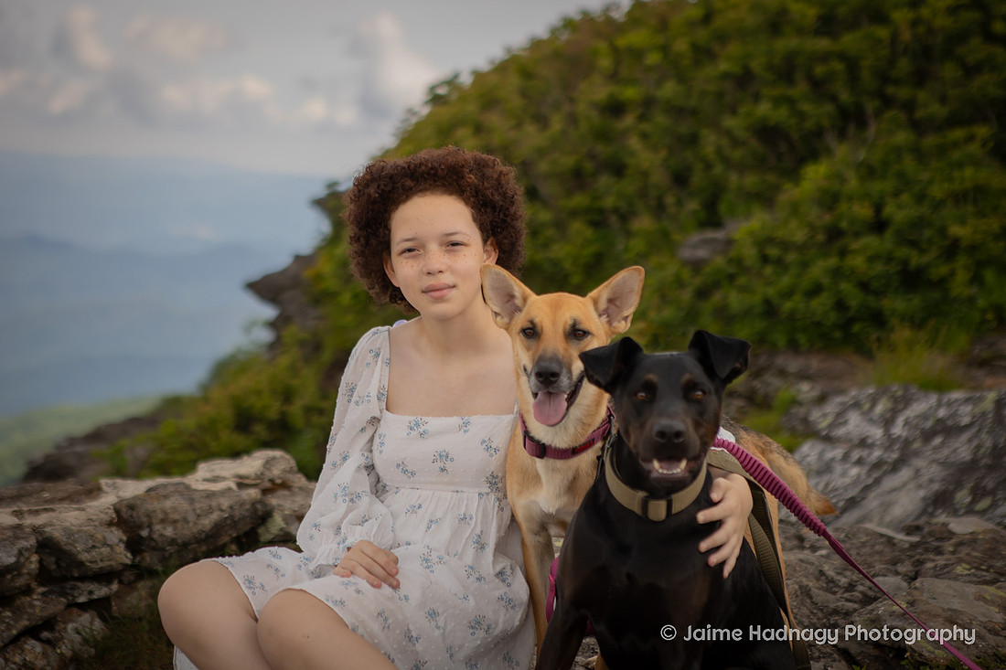 Hiking Family Portrait Session in Western NC Craggy Gardens