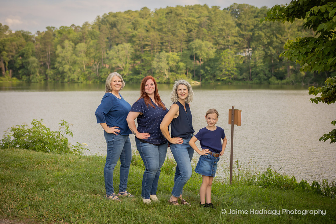 Asheville Family Photographer | Beaver Lake Photo Session