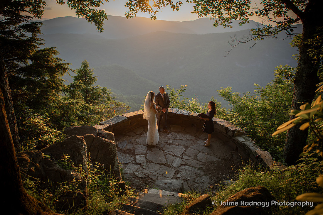 Elopement in the Mountains Chestoa View on Blue Ridge Parkway | Elopement Packages with officiant and photographer