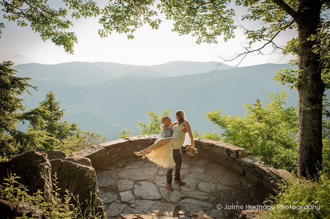 Elopement Photography on the Blue Ridge Parkway | Asheville Wedding Photographer