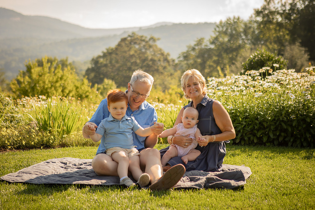 Exteneded Family Photos on Vacation | Things to do in Asheville