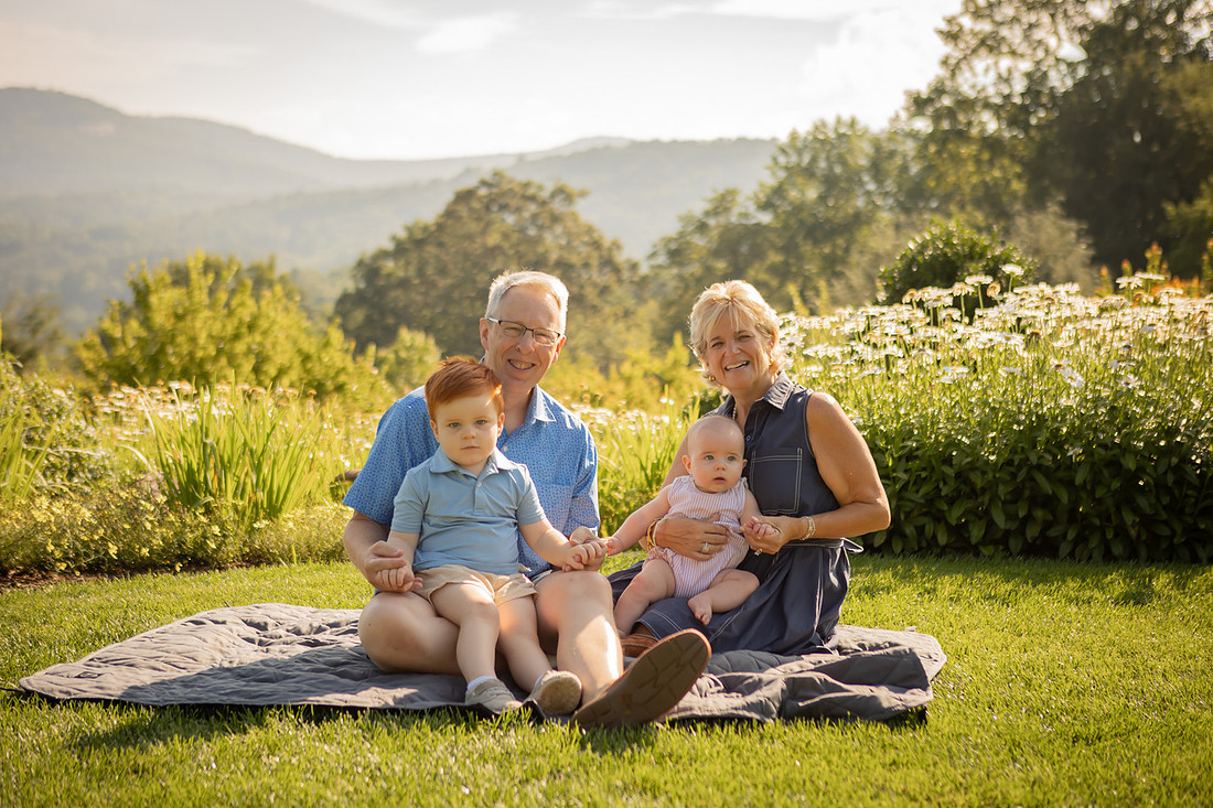 Exteneded Family Photos on Vacation | Things to do in Asheville