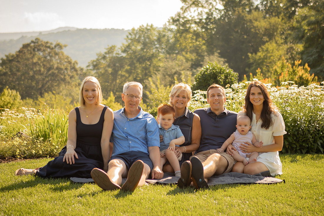 Exteneded Family Photos on Vacation | Things to do in Asheville