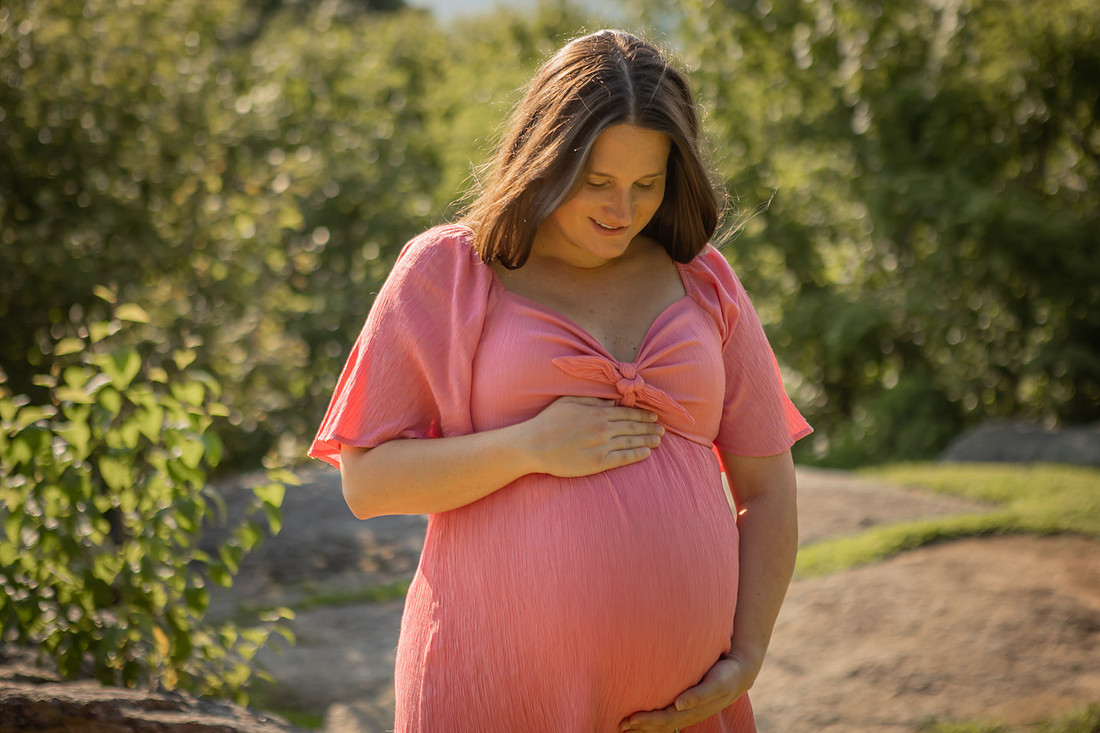 Outdoor Maternity Photos in the Mountains of Western North Carolina | Baby Photographer