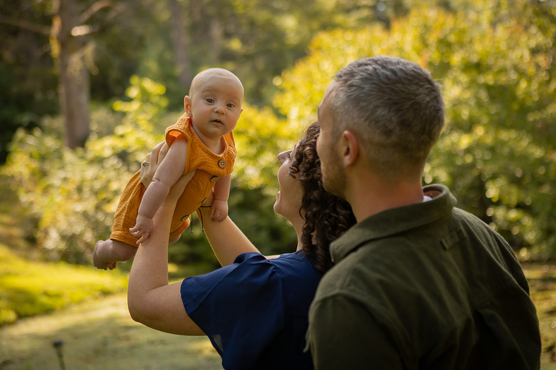 Outdoor Fun Family Photography Session