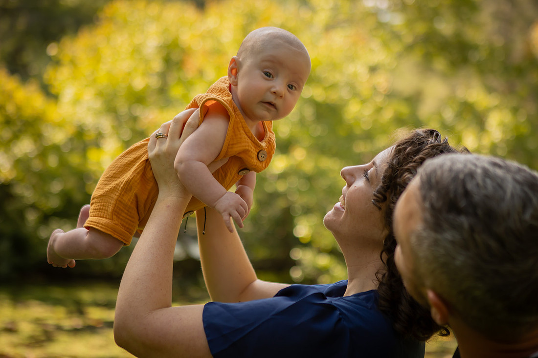 Outdoor Fun Family Photography Session