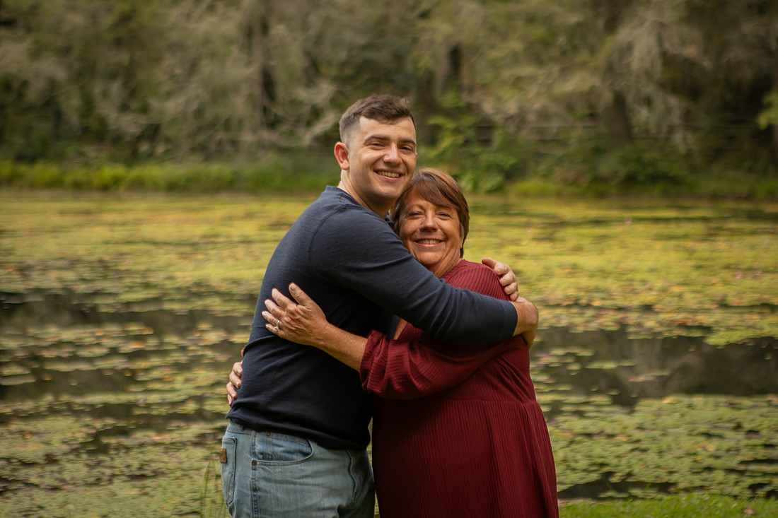 Fun Outdoor Family Photos 