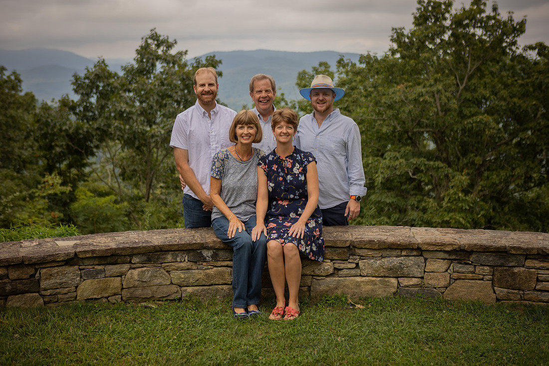 Family Photos with Grandparents and Grandkids | Asheville Hendersonville Family Photographer