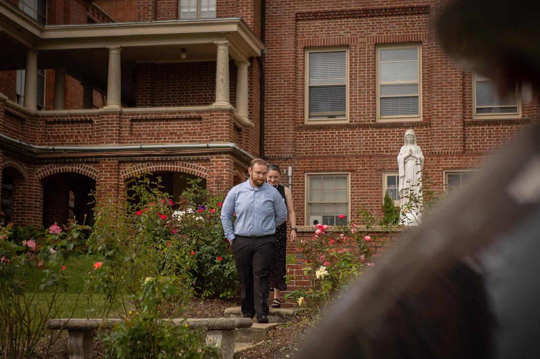 Proposal behind the Basilica St. Lawrence in Asheville in the Marian Garden